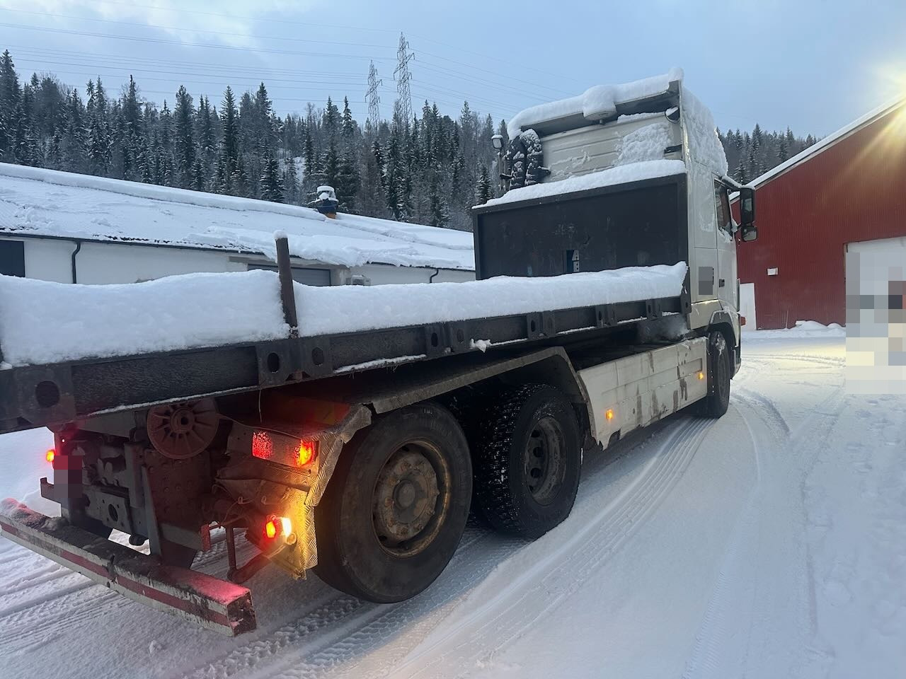 Volvo FH12 brøyterigget krokbil m/ danskerumpe og flak. SE VIDEO - Kamion sa hidrauličnom kukom: slika 5 Volvo FH12 brøyterigget krokbil m/ danskerumpe og flak. SE VIDEO - Kamion sa hidrauličnom kukom: slika 5