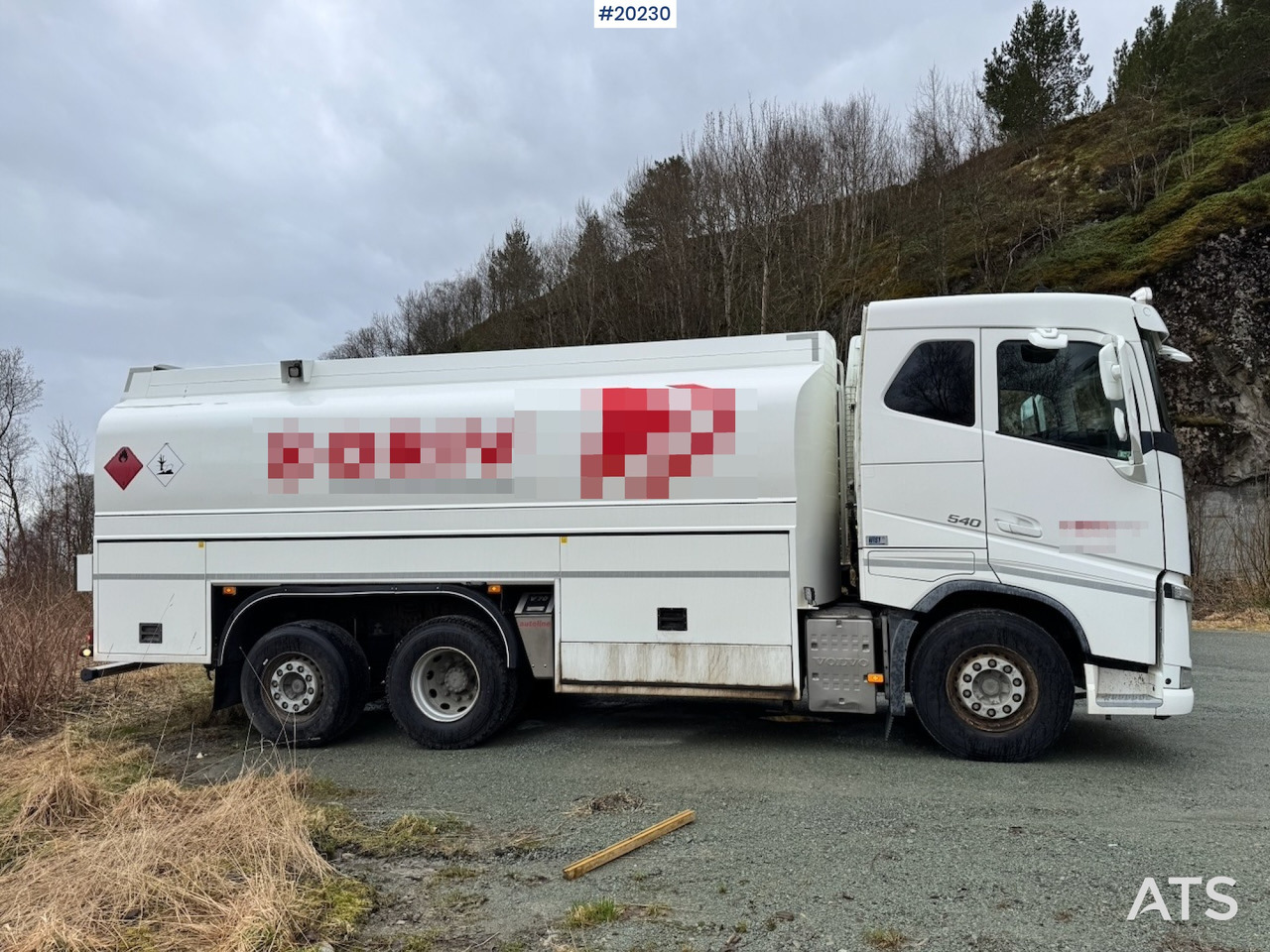 Volvo FH540 - Kamion cisterna: slika 5 Volvo FH540 - Kamion cisterna: slika 5