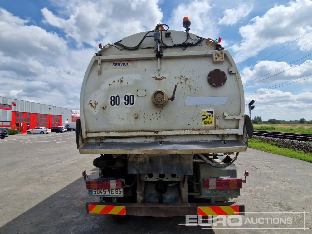 2002 Mercedes Axor 1829 - Autočistilica: slika 4 2002 Mercedes Axor 1829 - Autočistilica: slika 4