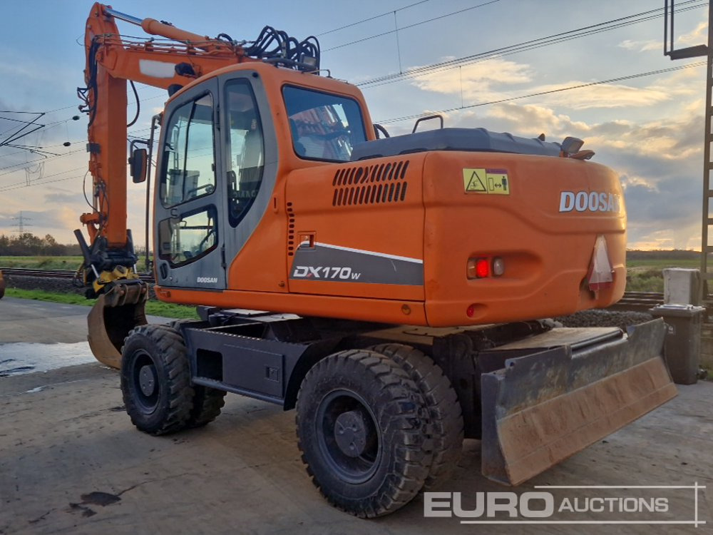 2010 Doosan DX170W - Bager točkaš: slika 3 2010 Doosan DX170W - Bager točkaš: slika 3