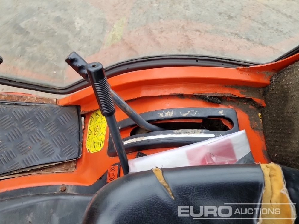 Baštenska kosačica 2011 Kubota G23: slika 24