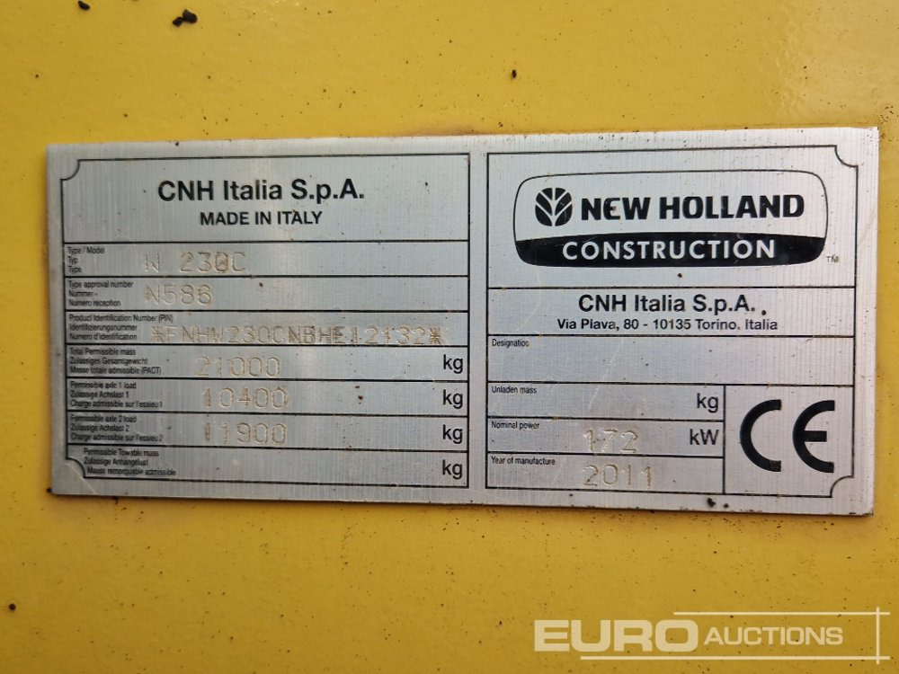 Utovarivač točkaš 2011 New Holland W230C: slika 34