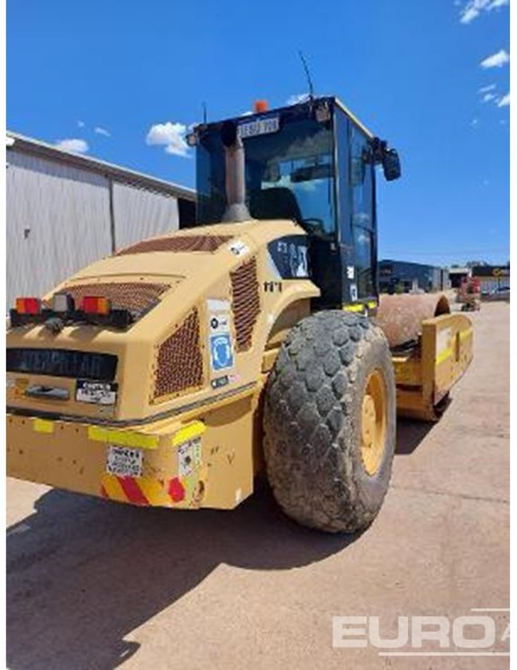 2012 CAT CP76XT - Valjak: slika 4 2012 CAT CP76XT - Valjak: slika 4