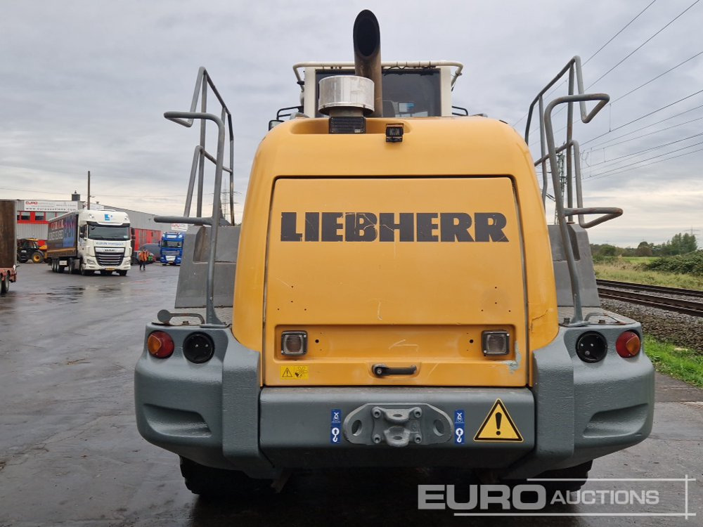 2012 Liebherr L556 - Utovarivač točkaš: slika 4 2012 Liebherr L556 - Utovarivač točkaš: slika 4