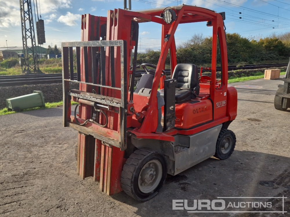 2012 Nissan U1D2A25LQ - Gasni viljuškar: slika 1 2012 Nissan U1D2A25LQ - Gasni viljuškar: slika 1