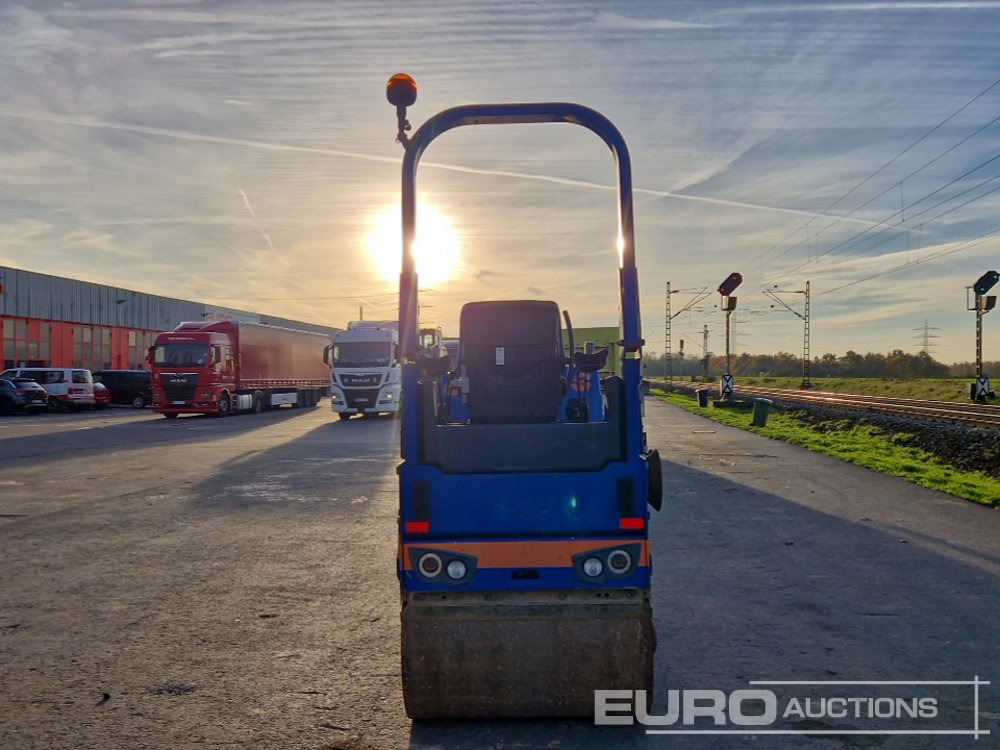 2013 Bomag BW100 AD-5 - Valjak: slika 4 2013 Bomag BW100 AD-5 - Valjak: slika 4