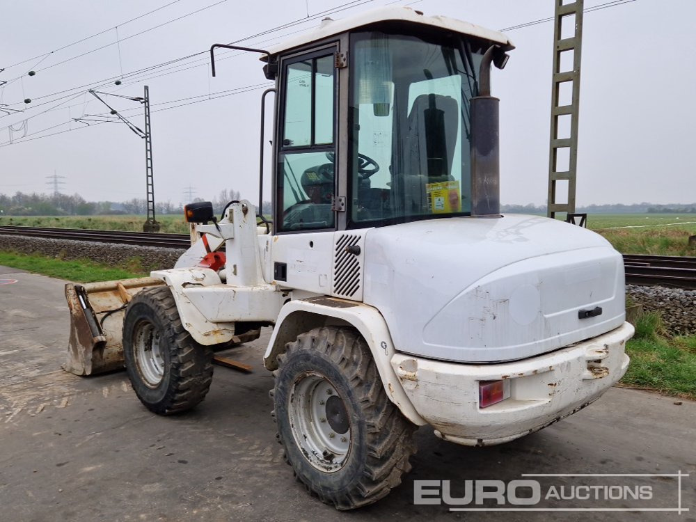 2013 Volvo L30B-Z/X - Utovarivač točkaš: slika 3 2013 Volvo L30B-Z/X - Utovarivač točkaš: slika 3