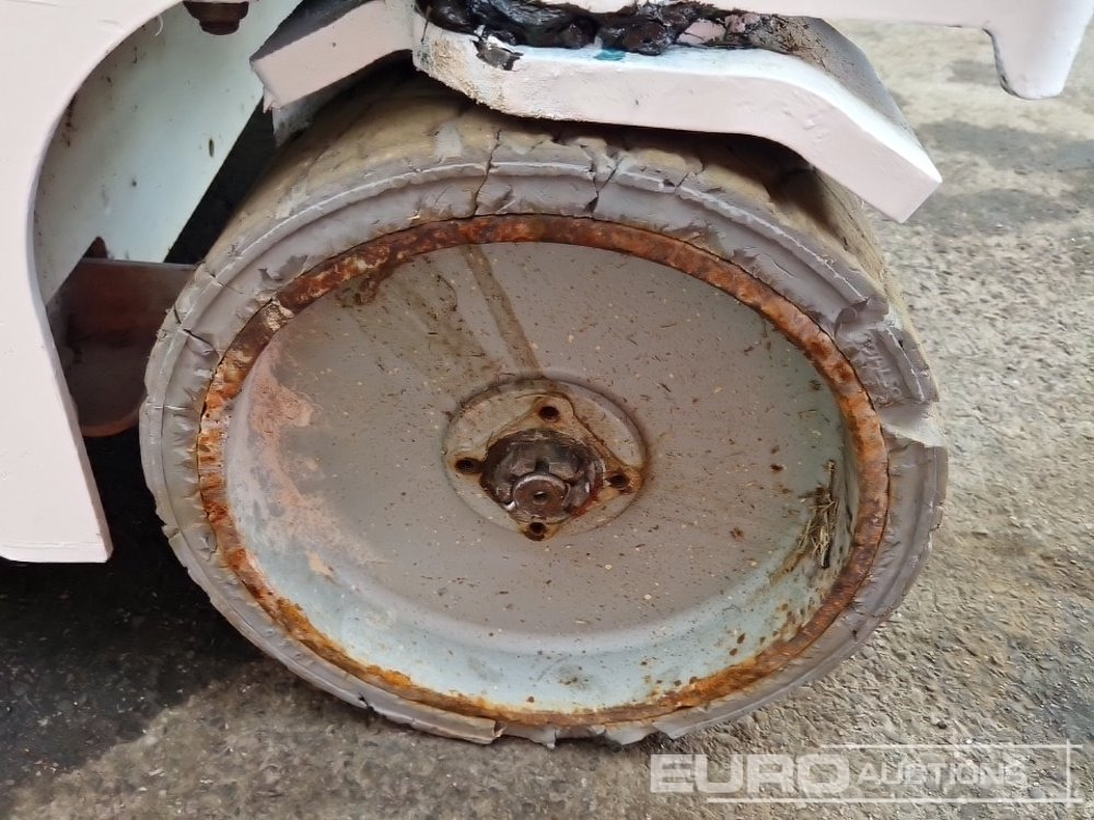 Vazdušna platforma 2014 Haulotte Compact 12: slika 10