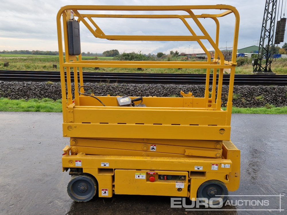 2014 Haulotte Optimum 8 - Lift u obliku makaza: slika 2 2014 Haulotte Optimum 8 - Lift u obliku makaza: slika 2