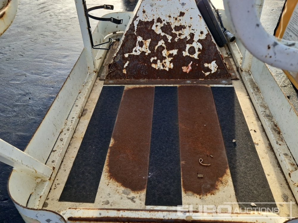 Jarbolna penjajuća platforma 2014 JLG 1230ES: slika 14