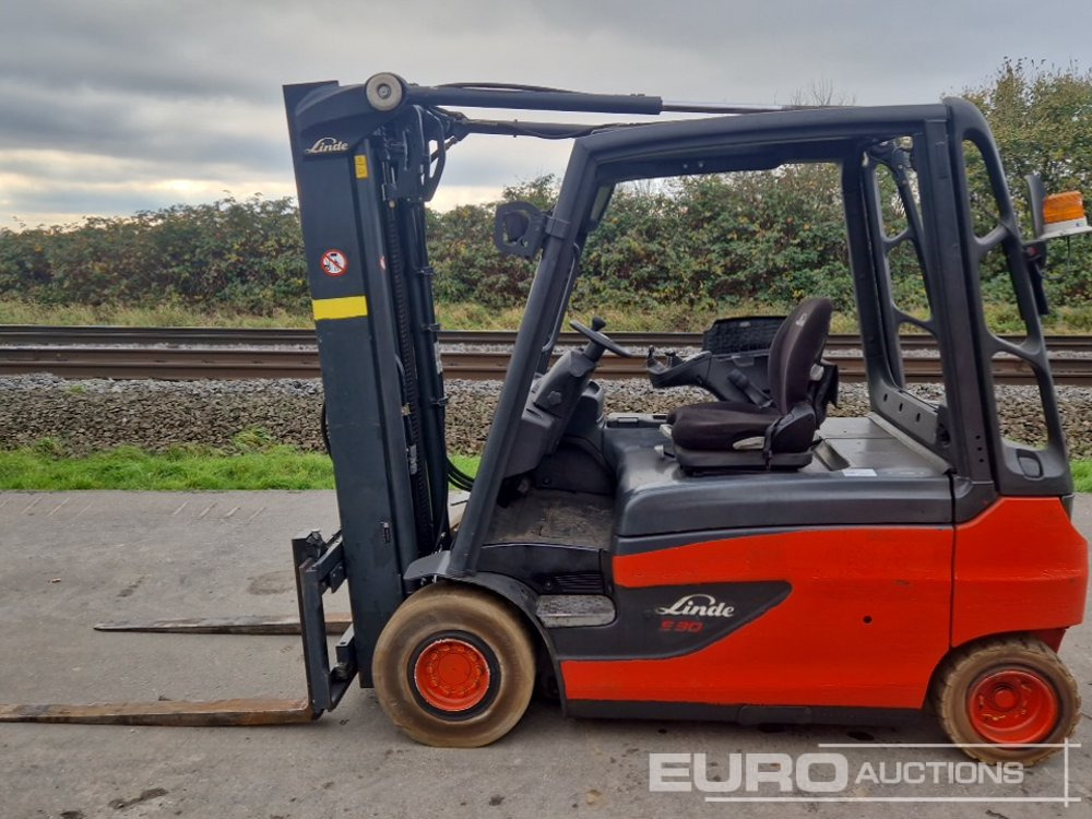 2014 Linde E30L-01 - Viljuškar: slika 2 2014 Linde E30L-01 - Viljuškar: slika 2