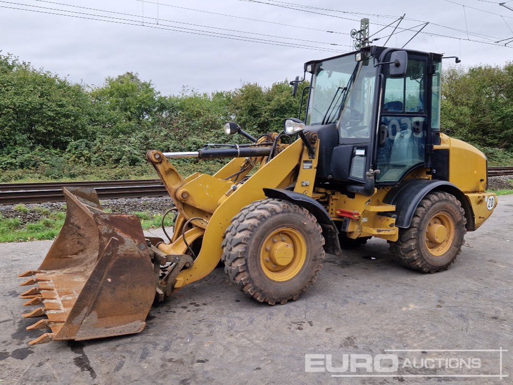 2015 CAT 907M - Utovarivač točkaš: slika 1 2015 CAT 907M - Utovarivač točkaš: slika 1
