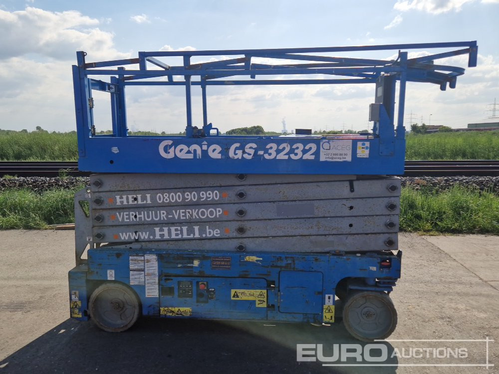 2015 Genie GS-3232 - Vazdušna platforma: slika 2 2015 Genie GS-3232 - Vazdušna platforma: slika 2