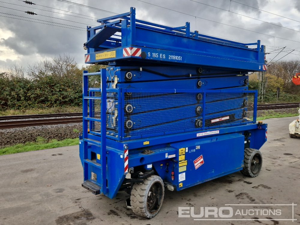 2015 Holland Lift N-165EL12 - Vazdušna platforma: slika 1 2015 Holland Lift N-165EL12 - Vazdušna platforma: slika 1