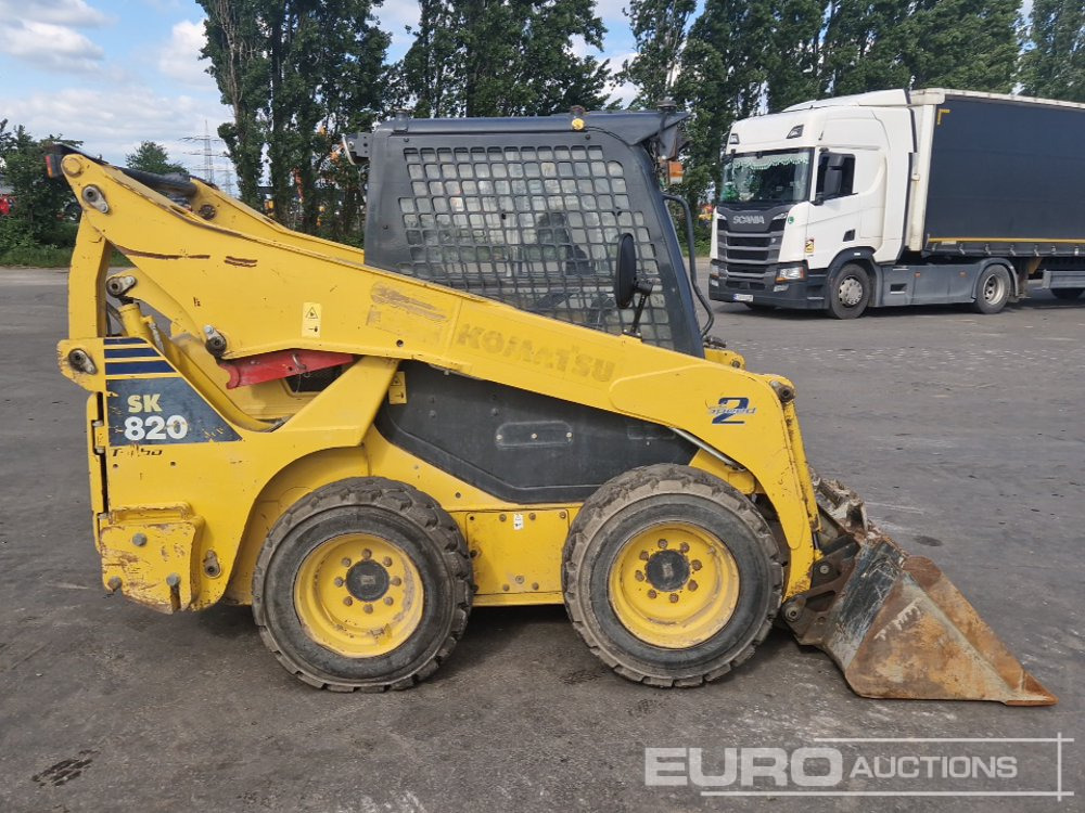 2015 Komatsu SK820-5 - Mini utovarivač: slika 5 2015 Komatsu SK820-5 - Mini utovarivač: slika 5