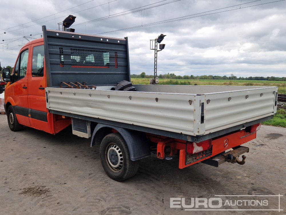 2015 Mercedes Sprinter 316 CDI - Dostavno vozilo s ravnom platformom: slika 3 2015 Mercedes Sprinter 316 CDI - Dostavno vozilo s ravnom platformom: slika 3