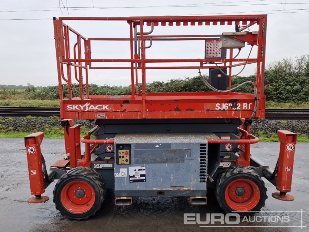 2015 SkyJack SJ6832RT - Vazdušna platforma: slika 2 2015 SkyJack SJ6832RT - Vazdušna platforma: slika 2