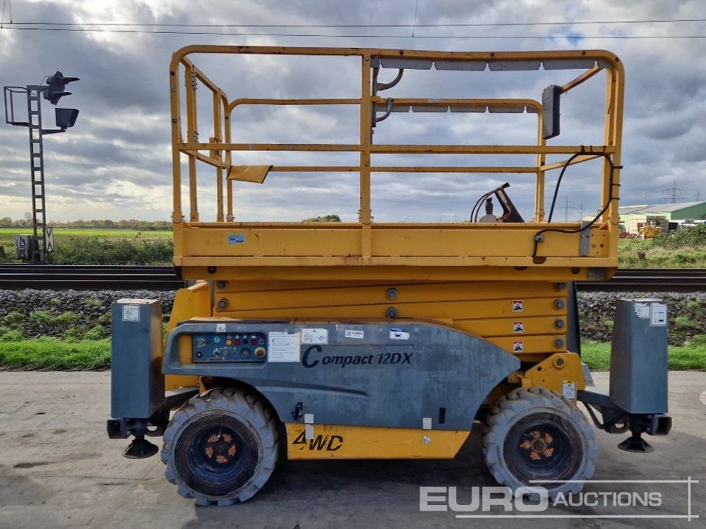 2016 Haulotte Compact 12DX - Vazdušna platforma: slika 2 2016 Haulotte Compact 12DX - Vazdušna platforma: slika 2