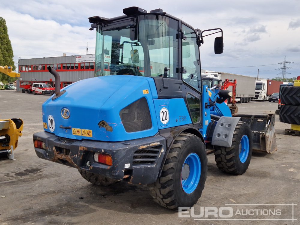 2016 Kubota R065 - Utovarivač točkaš: slika 5 2016 Kubota R065 - Utovarivač točkaš: slika 5