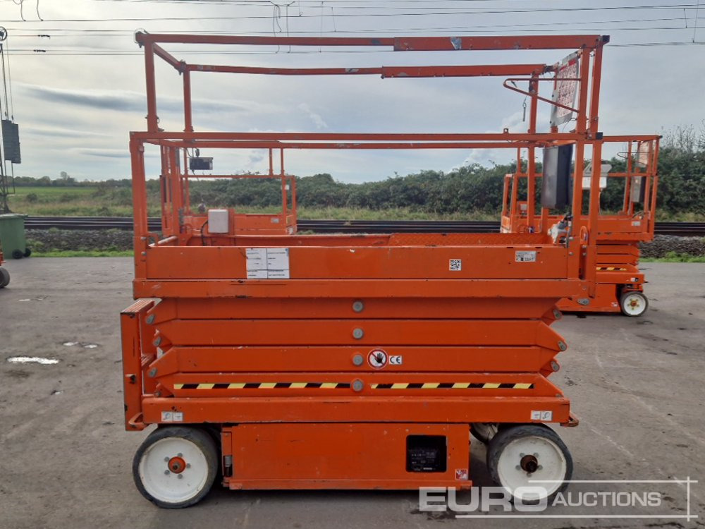 2016 SkyJack SJIII 3226 - Lift u obliku makaza: slika 2 2016 SkyJack SJIII 3226 - Lift u obliku makaza: slika 2