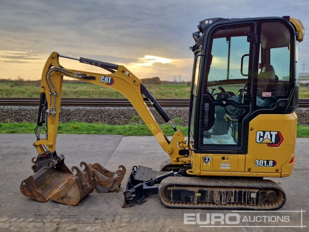 2022 CAT 301.8 - Mini bager: slika 2 2022 CAT 301.8 - Mini bager: slika 2