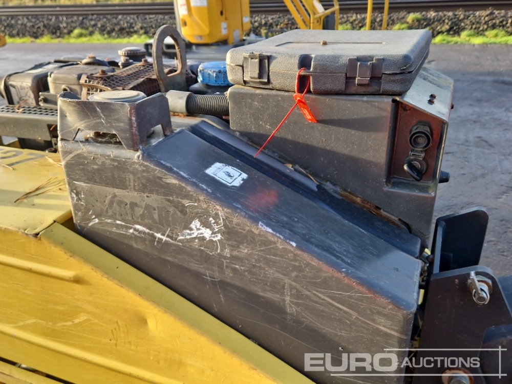 Mašina za asfalt Bomag BW65H: slika 11