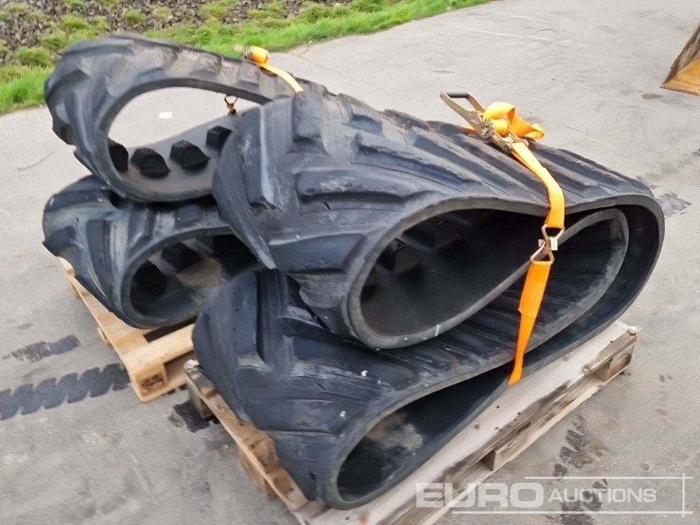 Camso 24" Rubber Tracks (2 of) 1 pair of Camso Rubber Tracks in size 24" to suit John Deere 8RX Tractors - Šine za Građevinska mašina: slika 3 Camso 24" Rubber Tracks (2 of) 1 pair of Camso Rubber Tracks in size 24" to suit John Deere 8RX Tractors - Šine za Građevinska mašina: slika 3