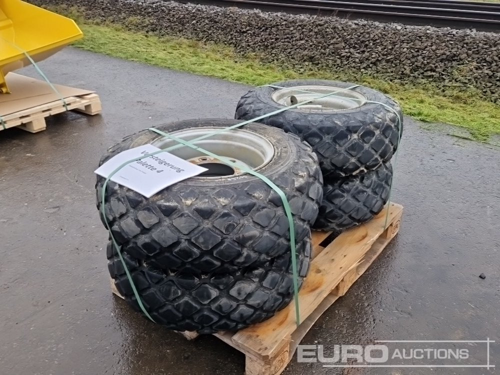 Continental 10.0/75-15 Tyres with Rims to suit Dumper (2 of) - Guma: slika 1 Continental 10.0/75-15 Tyres with Rims to suit Dumper (2 of) - Guma: slika 1