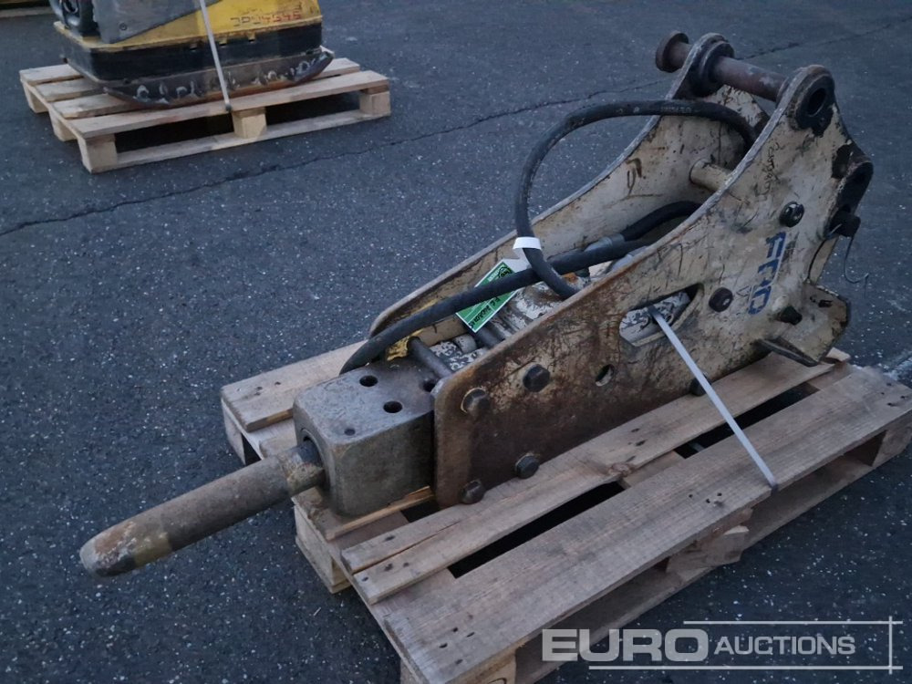 Furukawa F6BHL Hydraulic Breaker to suit Mini Excavator - Hidraulični čekić: slika 1 Furukawa F6BHL Hydraulic Breaker to suit Mini Excavator - Hidraulični čekić: slika 1