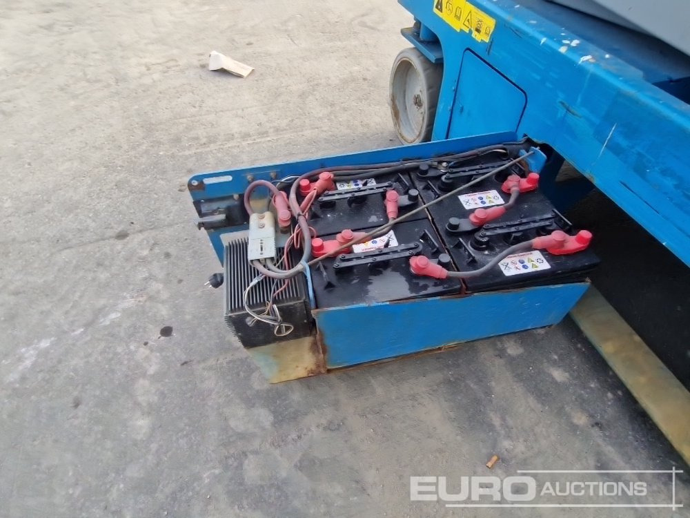 Lift u obliku makaza Genie GS-2646: slika 12