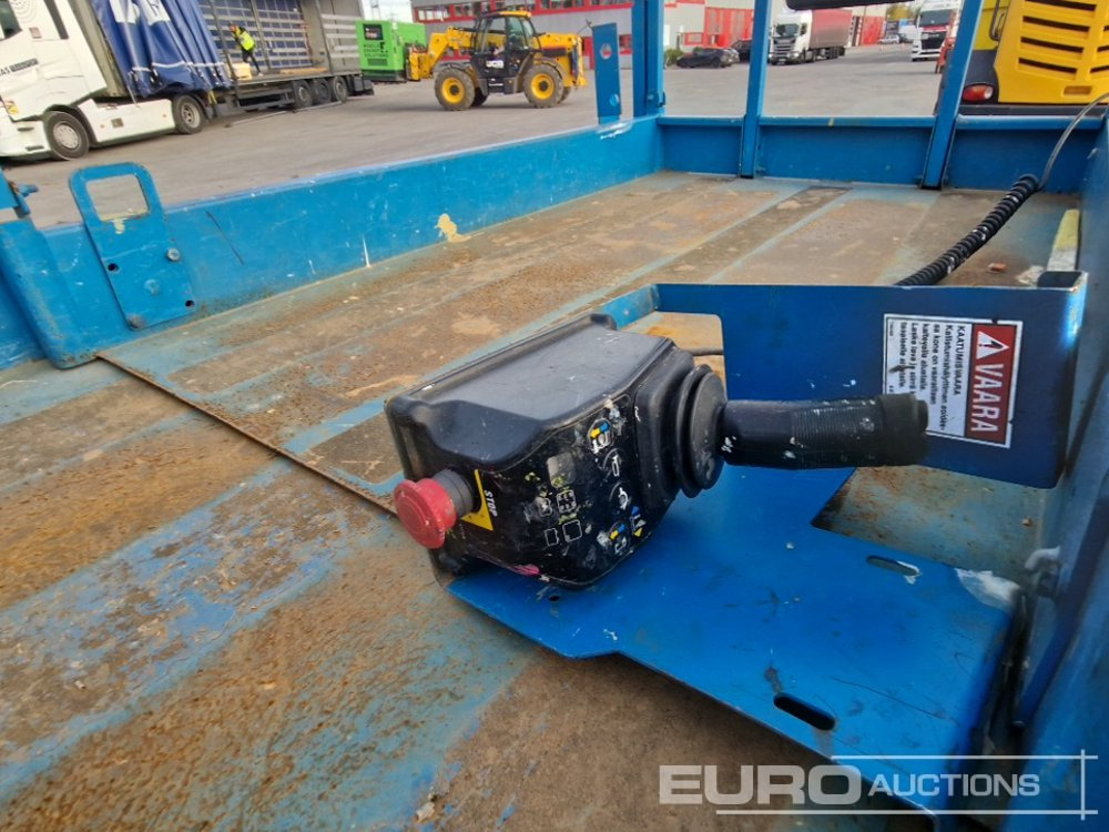 Lift u obliku makaza Genie GS-2646: slika 11