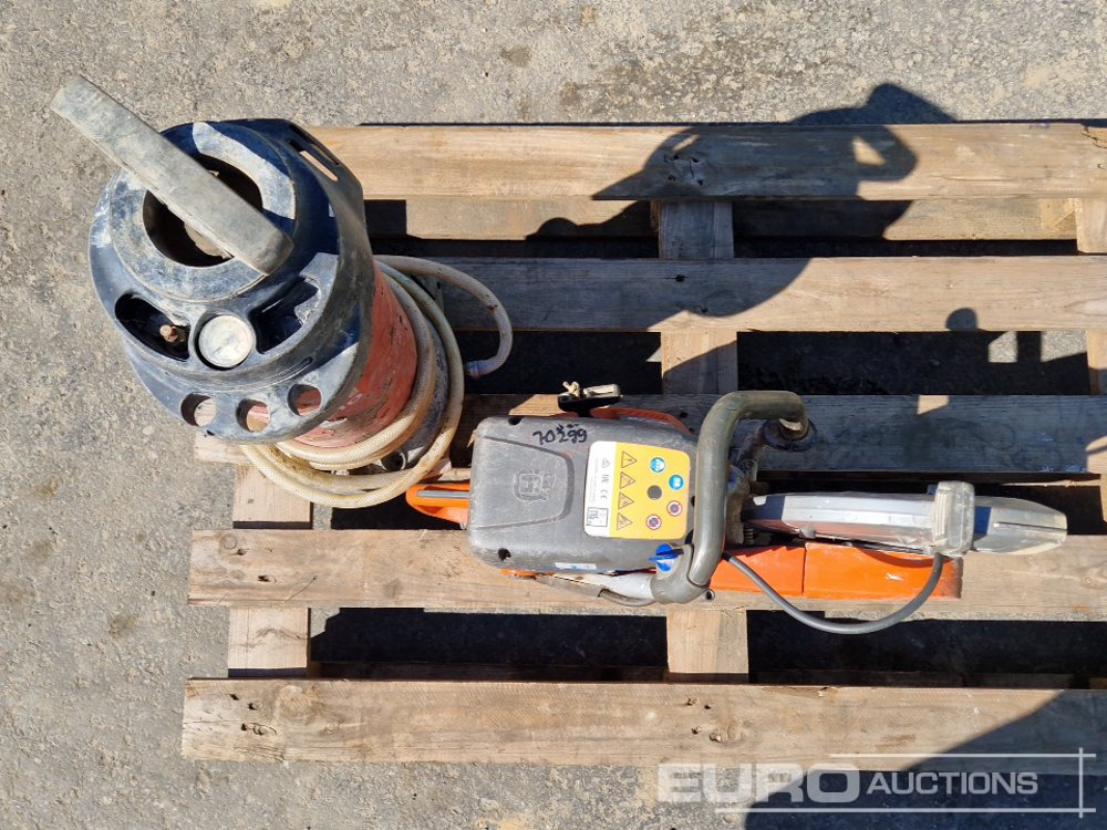 Husqvarna K770 Handheld Quickcut Saw with Water Sprayer - Mašina za asfalt: slika 3 Husqvarna K770 Handheld Quickcut Saw with Water Sprayer - Mašina za asfalt: slika 3