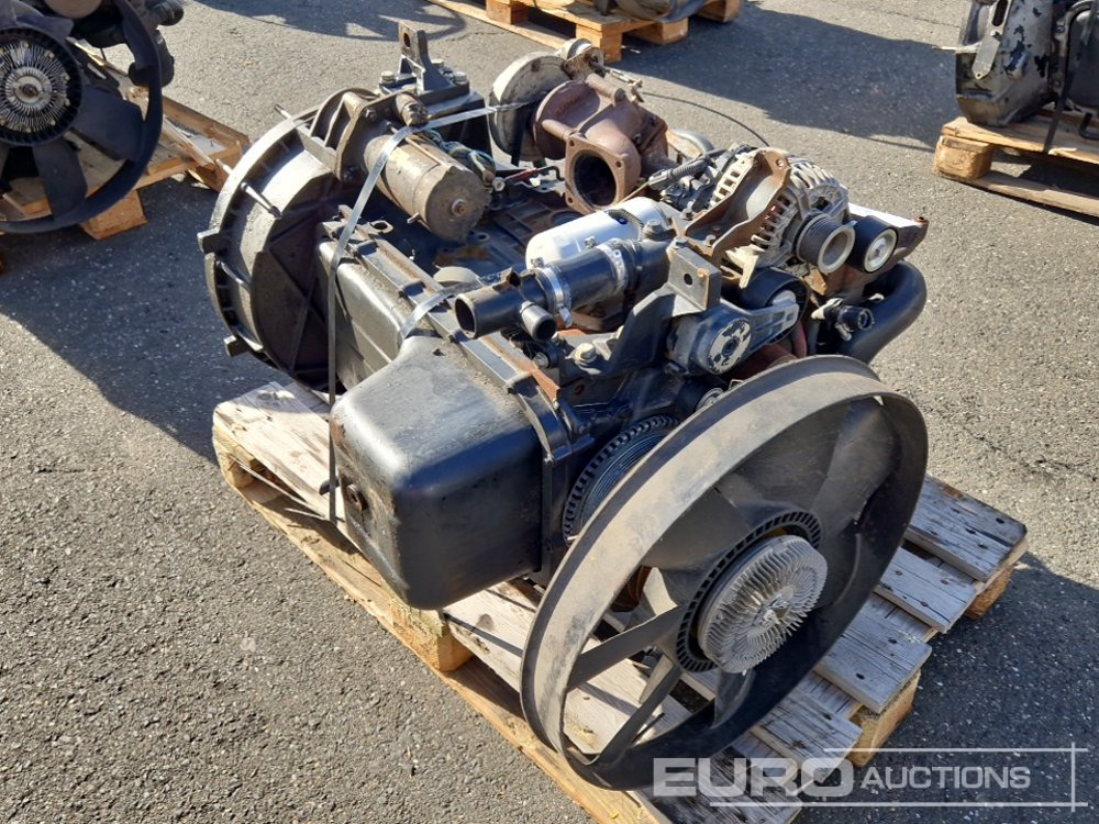 Iveco 4 Cylinder Turbo Diesel Engine - Motor: slika 2 Iveco 4 Cylinder Turbo Diesel Engine - Motor: slika 2