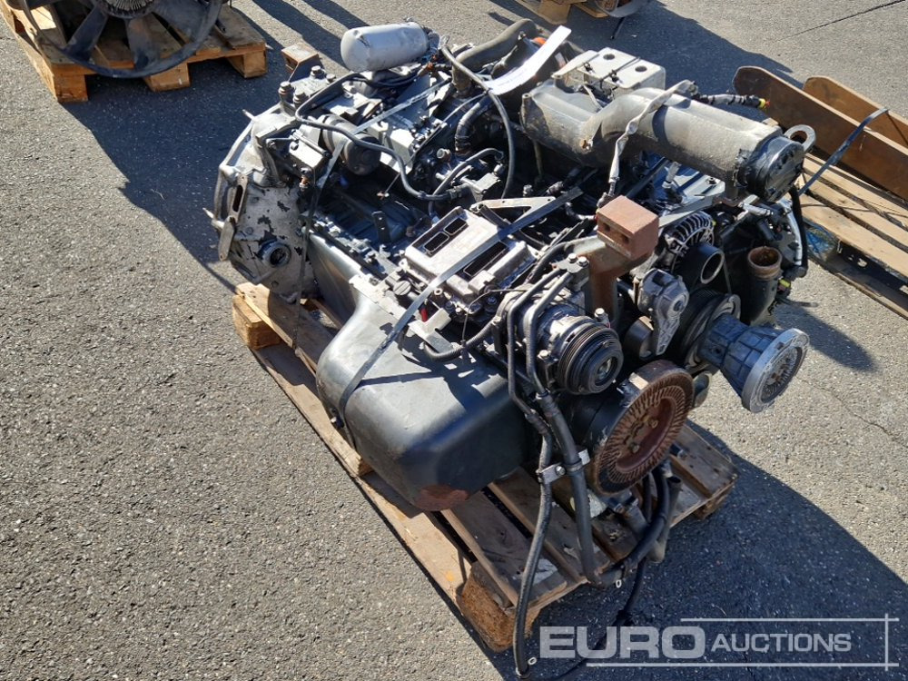 Iveco 6 Cylinder Turbo Diesel Engine - Motor: slika 2 Iveco 6 Cylinder Turbo Diesel Engine - Motor: slika 2