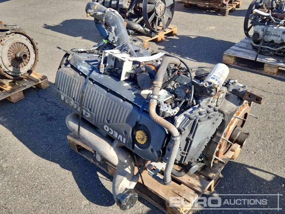 Iveco 6 Cylinder Turbo Diesel Engine - Motor: slika 4 Iveco 6 Cylinder Turbo Diesel Engine - Motor: slika 4