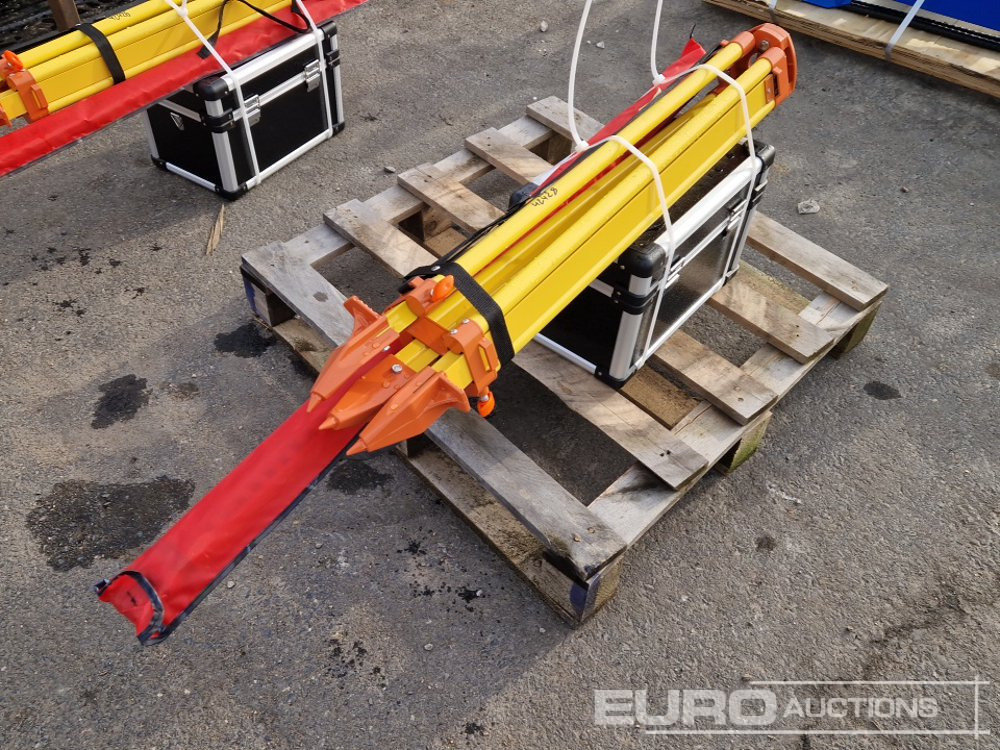 Unused 2025 SKLP Self-Leveling Rotary Laser Level with Batteries, Receiver, Tripod, Grade Rod - Гаражна опрема: slika 4 Unused 2025 SKLP Self-Leveling Rotary Laser Level with Batteries, Receiver, Tripod, Grade Rod - Гаражна опрема: slika 4