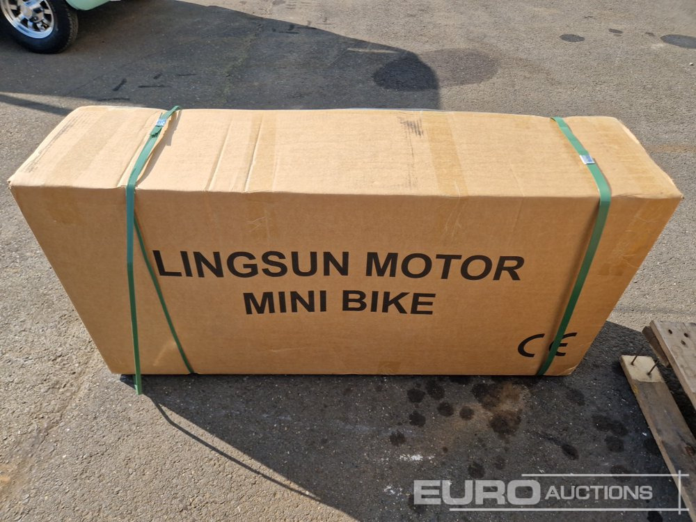 Unused DIRTBIKE 50R-D705 49CC Kids Petrol Motorbike, Automatic - ATV/ Četvorotočkaš: slika 2 Unused DIRTBIKE 50R-D705 49CC Kids Petrol Motorbike, Automatic - ATV/ Četvorotočkaš: slika 2