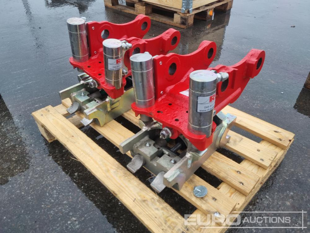 Unused RF System TPH Tiltpower QH to suit Mini Excavator 30mm pin / S-40 Coupler (2 of) - Brza spojnica: slika 1 Unused RF System TPH Tiltpower QH to suit Mini Excavator 30mm pin / S-40 Coupler (2 of) - Brza spojnica: slika 1