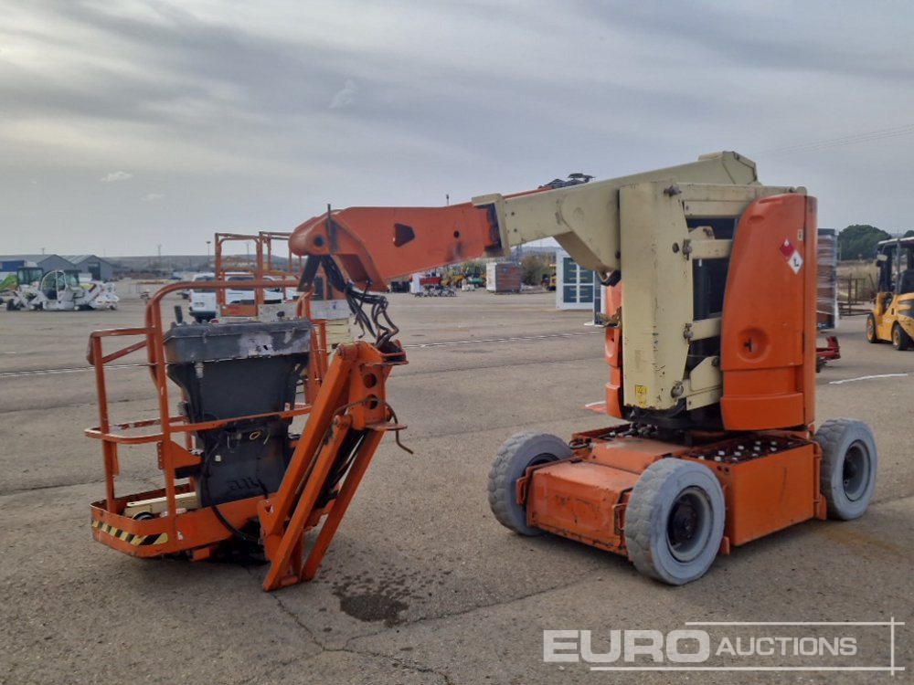 2005 JLG E300AJP - Zglobna platforma: slika 5 2005 JLG E300AJP - Zglobna platforma: slika 5