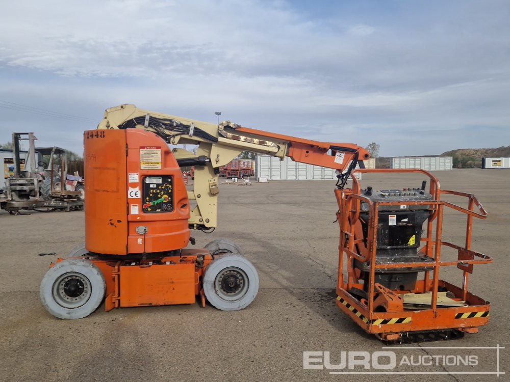 2005 JLG E300AJP - Zglobna platforma: slika 2 2005 JLG E300AJP - Zglobna platforma: slika 2