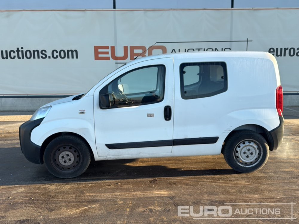 2010 Fiat Fiorino - Mali kombi, Dostavno vozilo sa duplom kabinom: slika 2 2010 Fiat Fiorino - Mali kombi, Dostavno vozilo sa duplom kabinom: slika 2