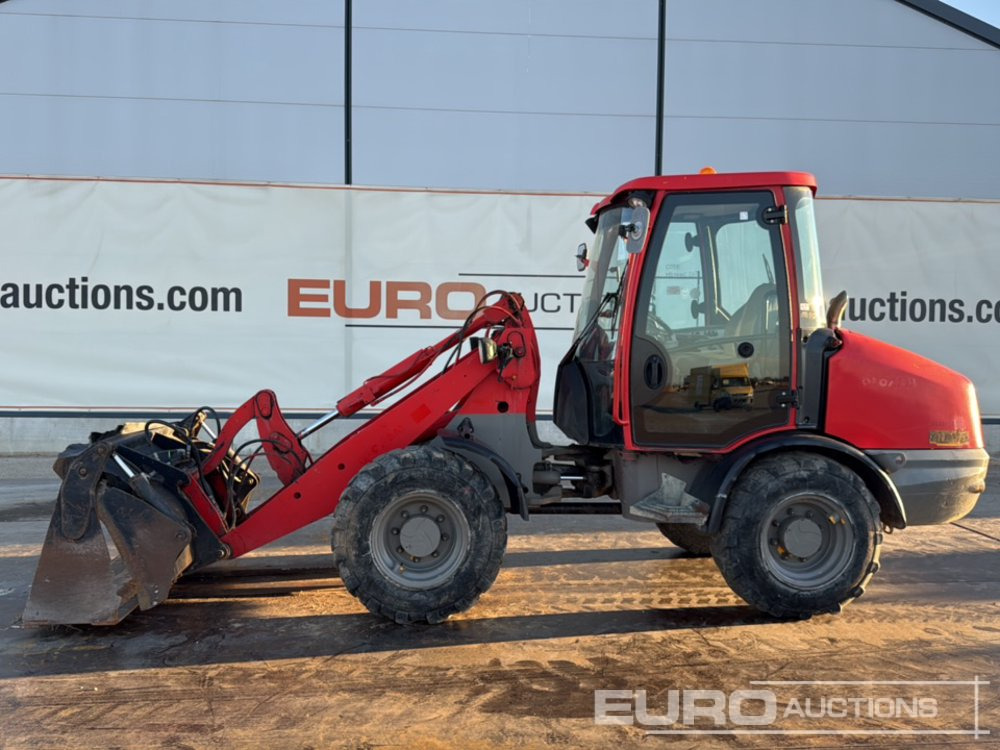 2013 JCB 406 B - Utovarivač točkaš: slika 2 2013 JCB 406 B - Utovarivač točkaš: slika 2