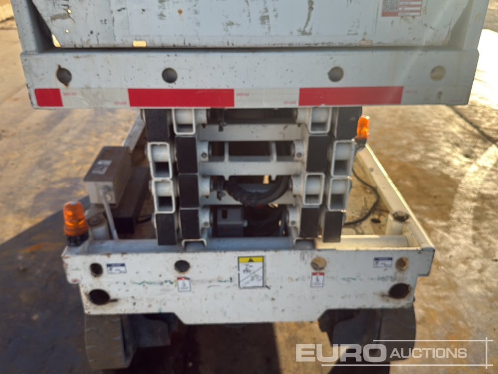 Vazdušna platforma 2014 Haulotte Compact 12: slika 13