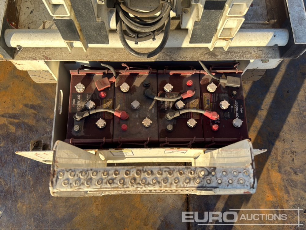 Vazdušna platforma 2014 Haulotte Compact 12: slika 19