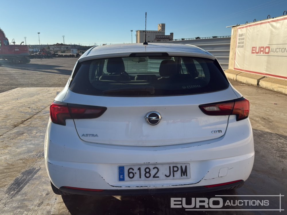 2016 Opel Astra - Automobil: slika 4 2016 Opel Astra - Automobil: slika 4