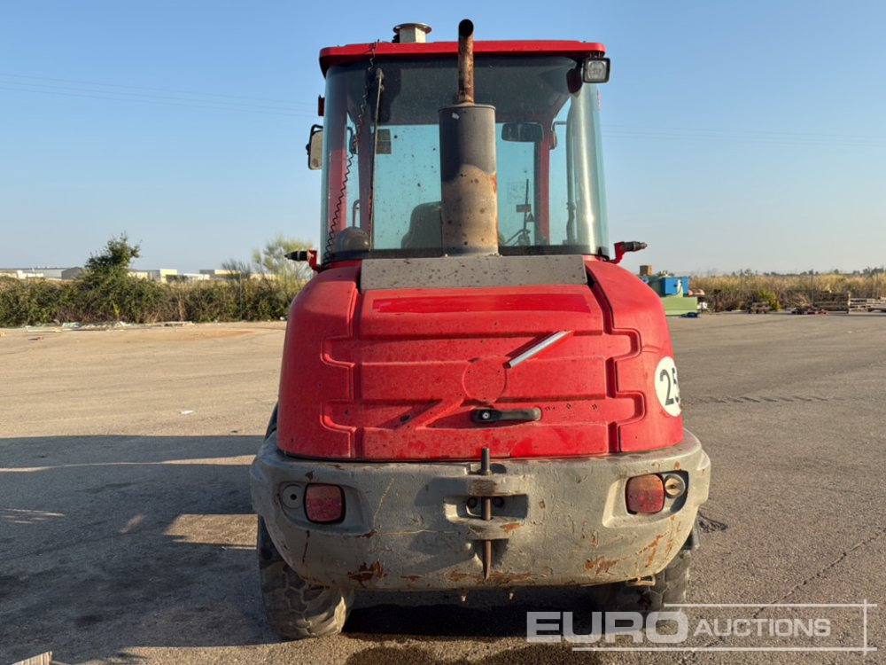 2016 Volvo L28F - Utovarivač točkaš: slika 4 2016 Volvo L28F - Utovarivač točkaš: slika 4