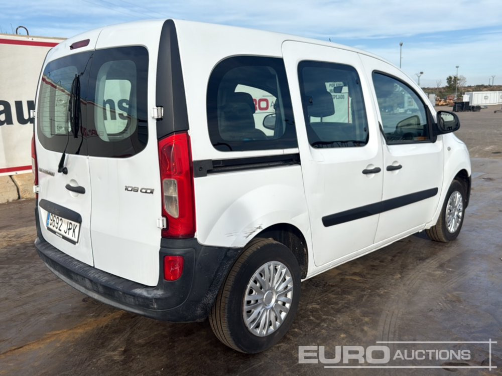 2016 Mercedes Benz Citan - Dostavno vozilo: slika 5 2016 Mercedes Benz Citan - Dostavno vozilo: slika 5