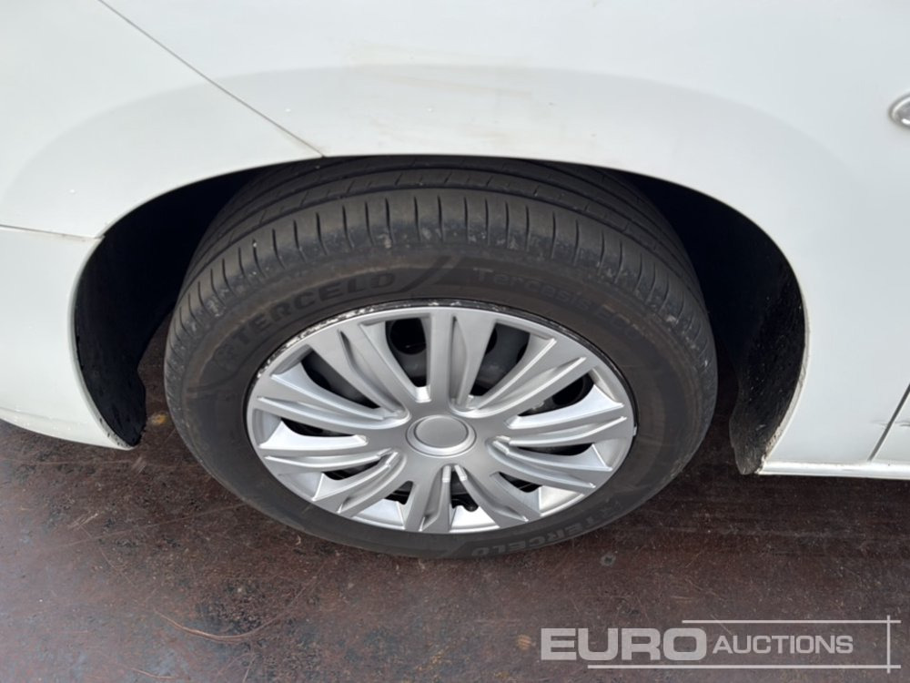 Dostavno vozilo 2020 Opel COMBO LIFE: slika 6 Dostavno vozilo 2020 Opel COMBO LIFE: slika 6