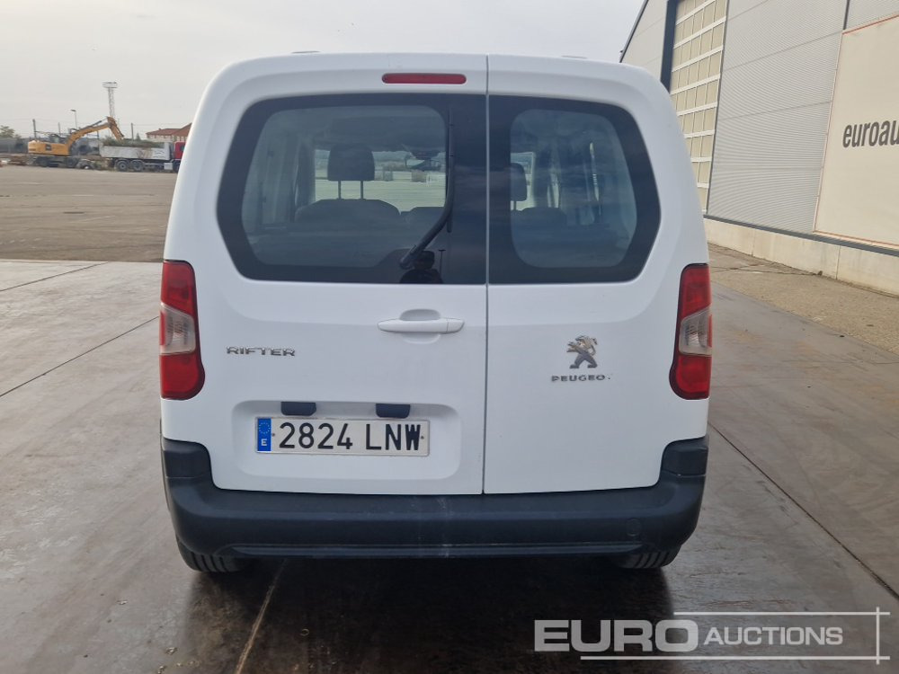 2021 Peugeot RIFTER - Dostavno vozilo: slika 5 2021 Peugeot RIFTER - Dostavno vozilo: slika 5