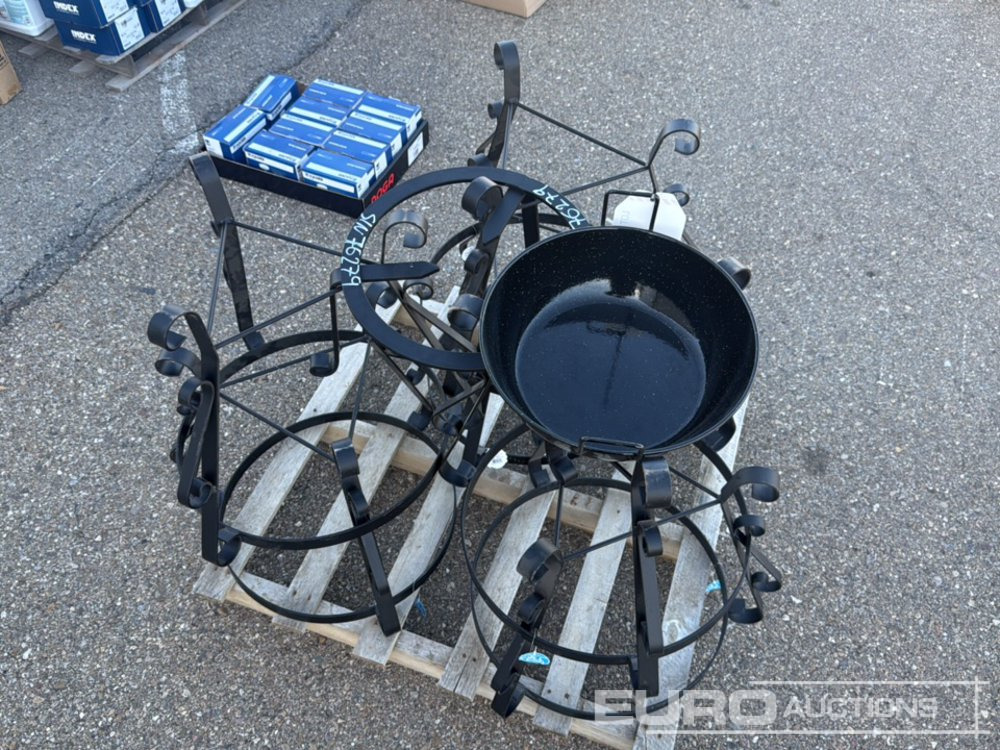 Outdoor Wood-Burning Fire Pits (4 of) - Građevinska oprema: slika 4 Outdoor Wood-Burning Fire Pits (4 of) - Građevinska oprema: slika 4